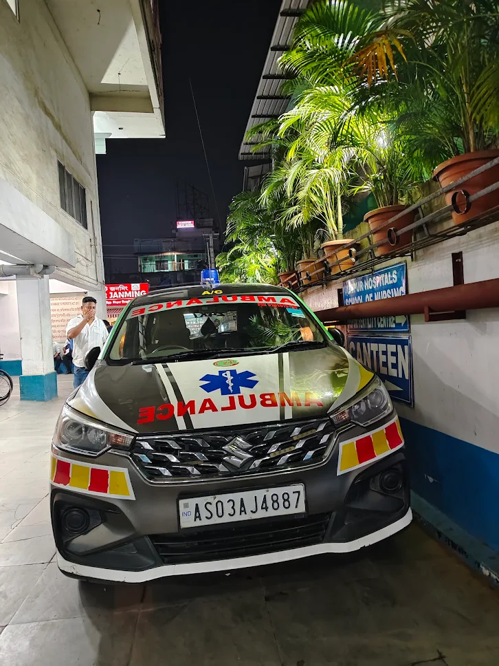 Emergency ambulance vehicle